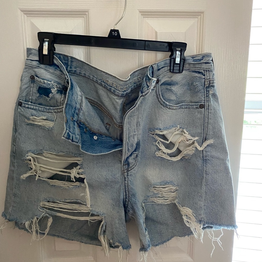 American eagle denim shorts light wash button fly